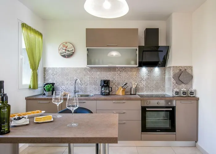 Family Ingrid *
