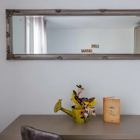 Apartment Family Ingrid